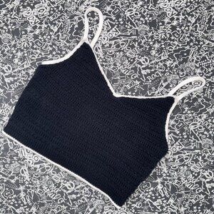 🖤 Abercrombie & Fitch knit cropped cami